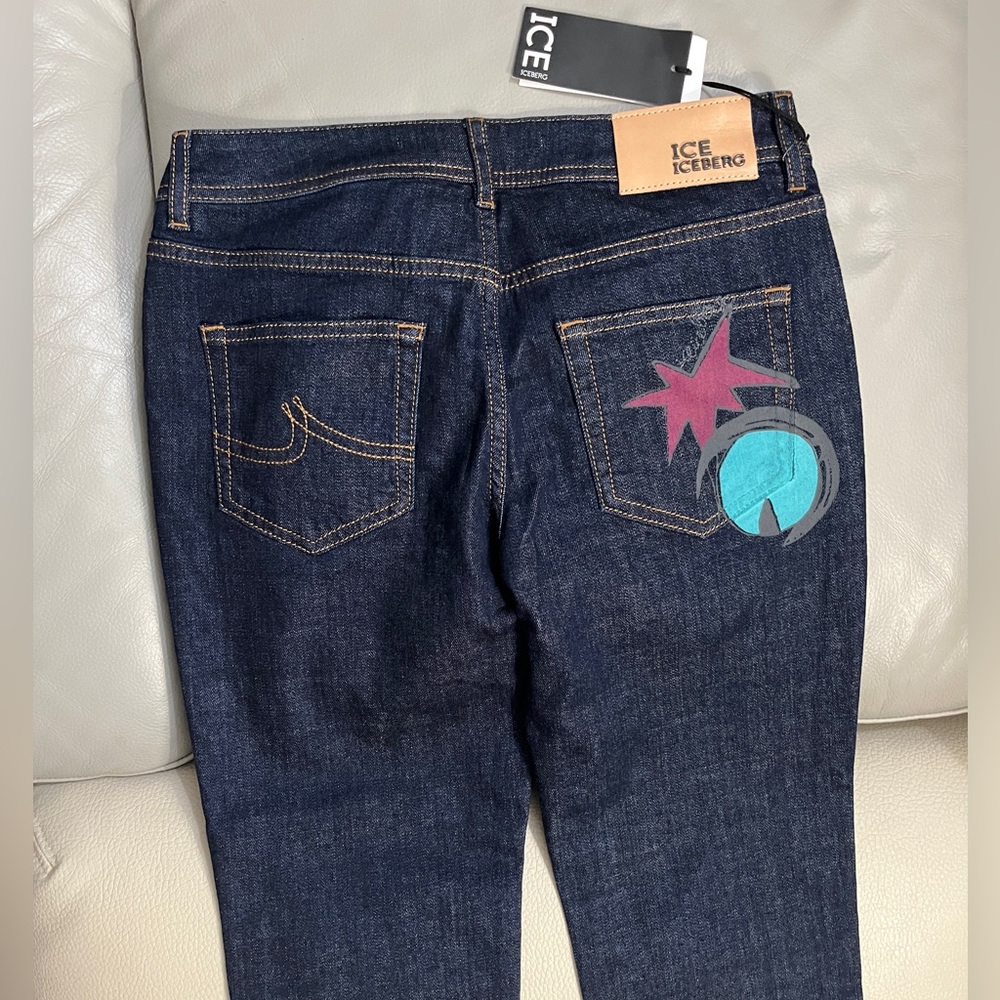NWT - Ice Iceberg Women’s City Series London Straight Jeans - Size 28